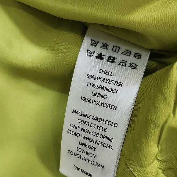 Vibrant Lime Green Blazer Chic and Modern Look He has that little spot. - Picture 4 of 10